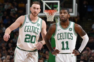 开云体育-F1年度争冠之夜，特奥关键进球定乾坤，当赛道轰鸣与绿茵呐喊同频