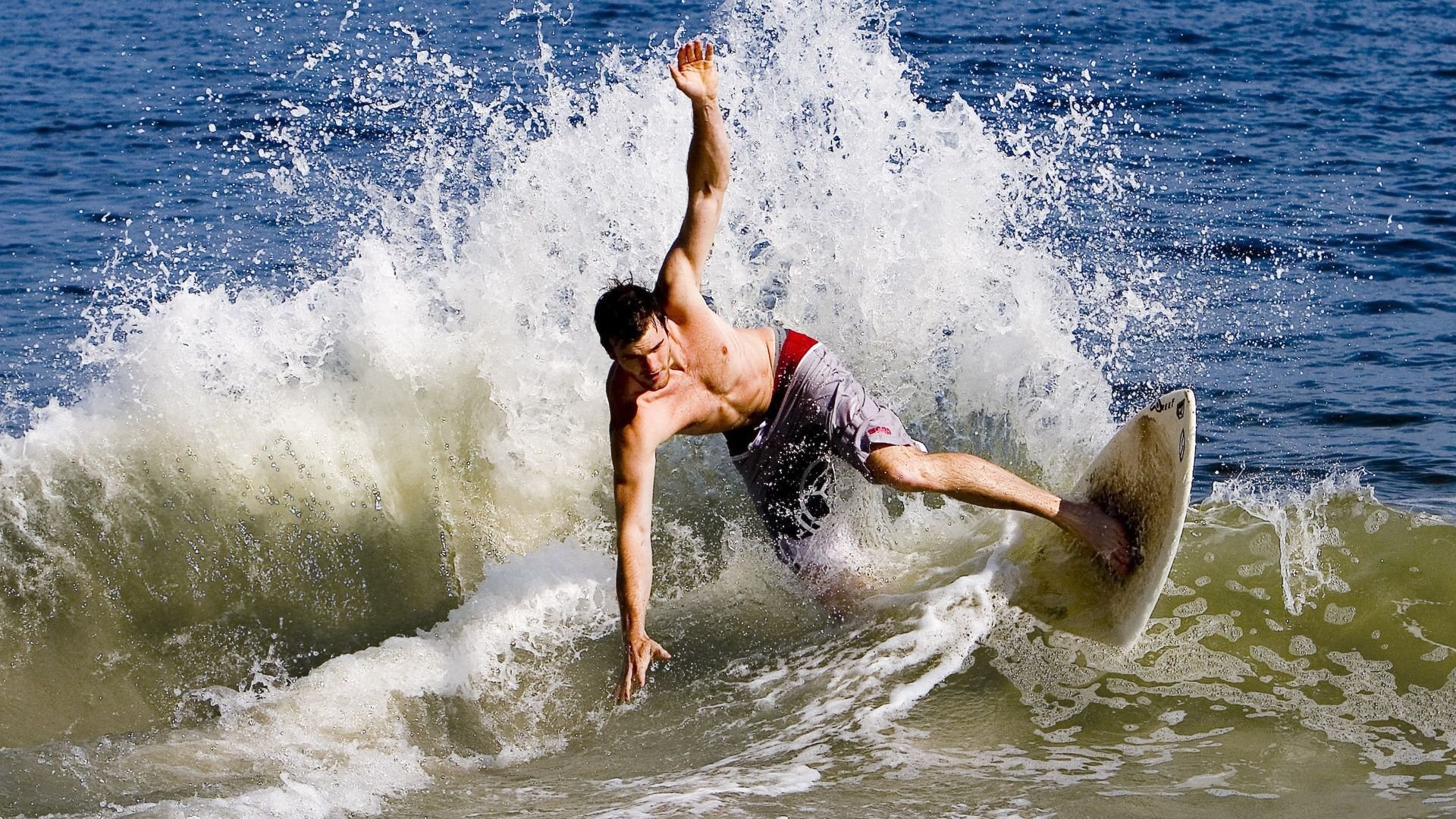 2026世界杯复仇之战，墨西哥横扫法国，库尔图瓦虽败犹荣
